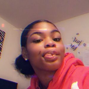 Meet your Posher, Nyla